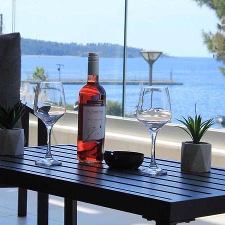 My Place Luxury Apartments Neos Marmaras Bagian luar foto