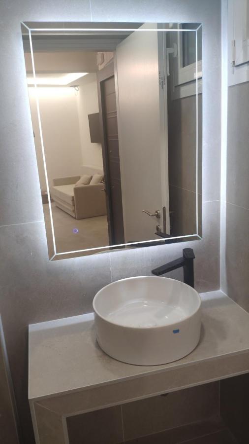 My Place Luxury Apartments Neos Marmaras Bagian luar foto