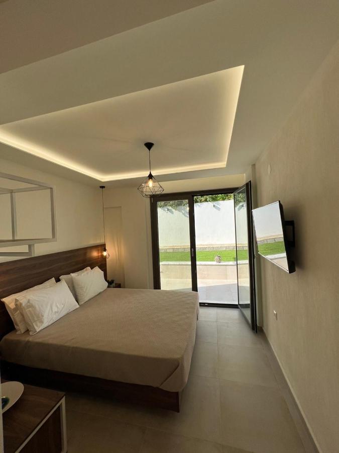 My Place Luxury Apartments Neos Marmaras Bagian luar foto