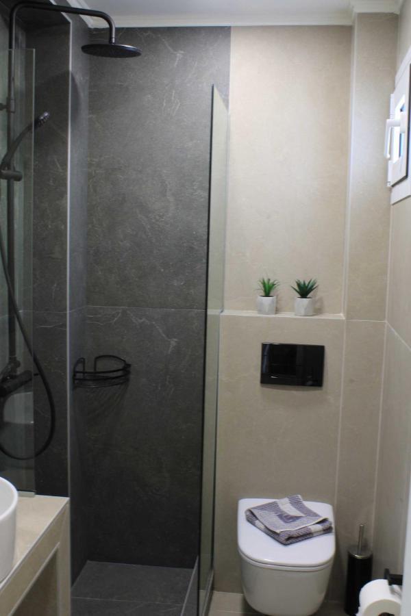 My Place Luxury Apartments Neos Marmaras Bagian luar foto